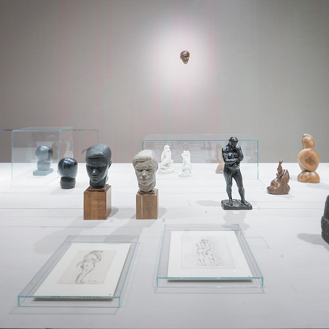 rzeźby i rysunki Zamoyskiego